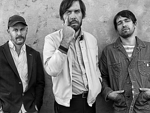 Skupina Peter Bjorn and John