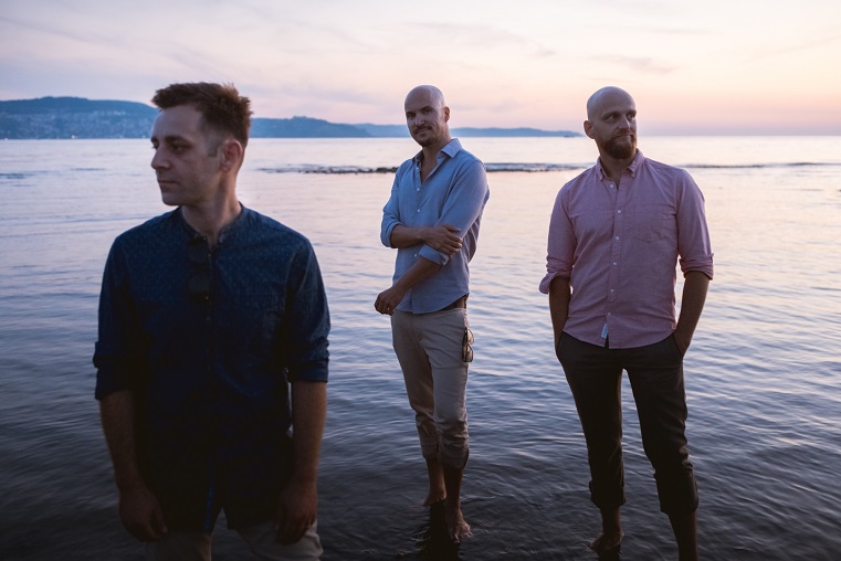 Dvajset Dvajset z novim videospotom in singlom Življenjska