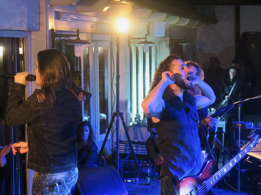 Jelusick med nastopomo v portoroškem Rock'n'Roll Cirkusu (foto: Nejc Zupančič).