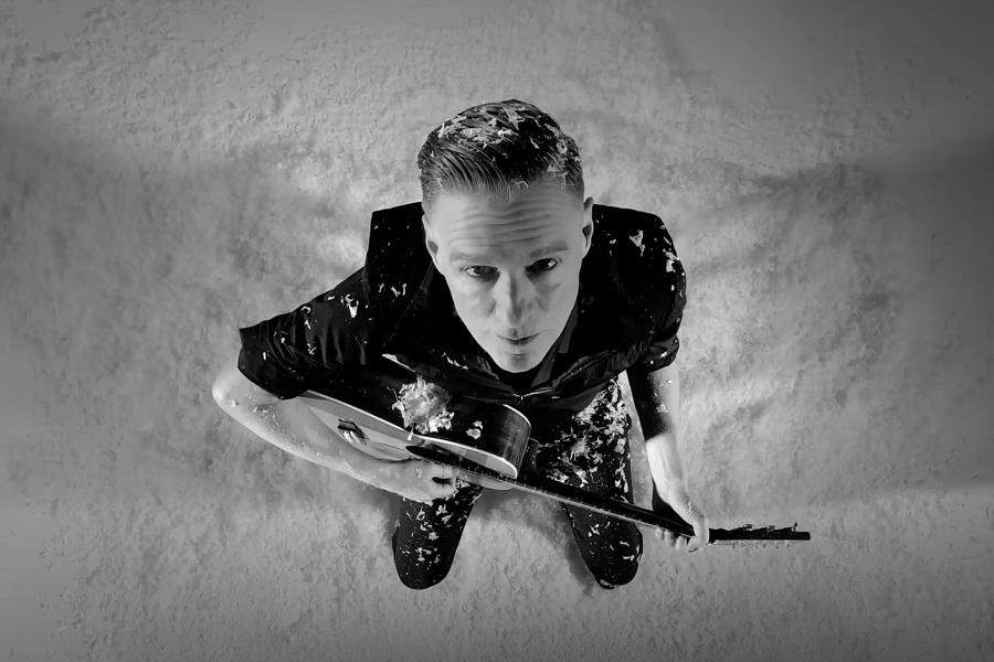 Bryan Adams